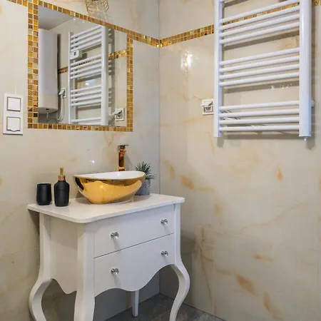 Residenza Santa Anastasia Gold - Piazza Erbe Διαμέρισμα *